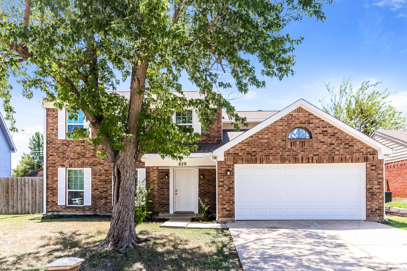 2,420/Mo, 620 Mission Hills Dr Arlington, TX 76018 External View