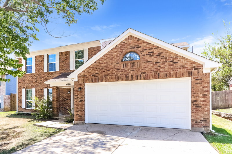 2,420/Mo, 620 Mission Hills Dr Arlington, TX 76018 Front View
