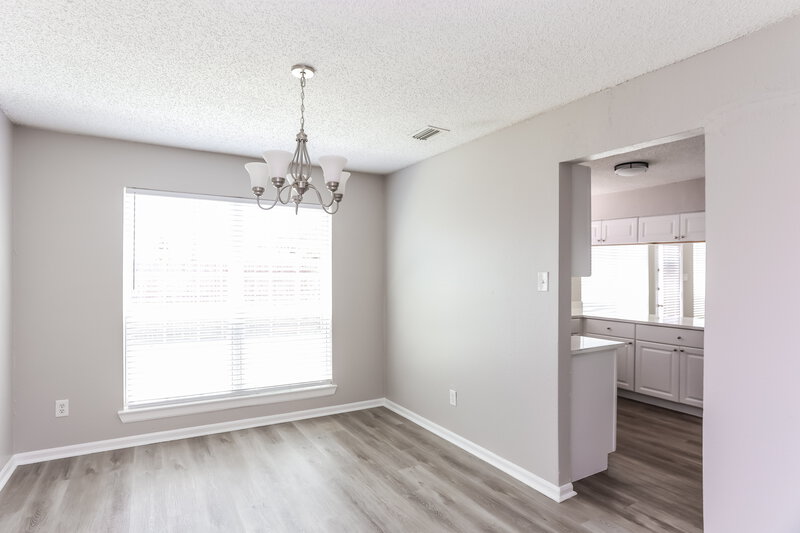 2,420/Mo, 620 Mission Hills Dr Arlington, TX 76018 Dining Room View
