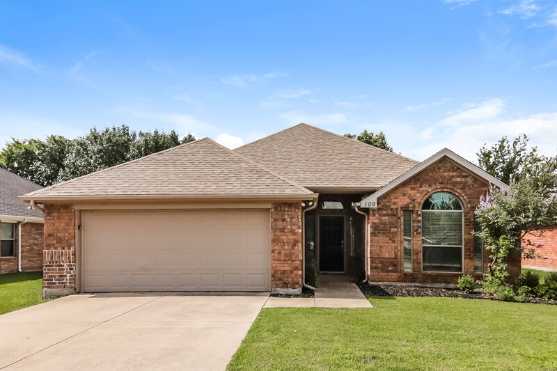 1,935/Mo, 109 Magnolia St Anna, TX 75409 External View