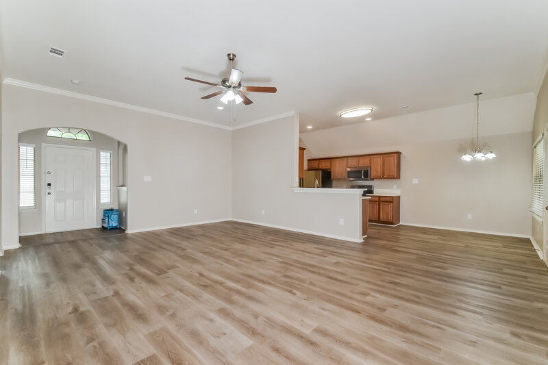 2,080/Mo, 109 Magnolia St Anna, TX 75409 Living Room View 3