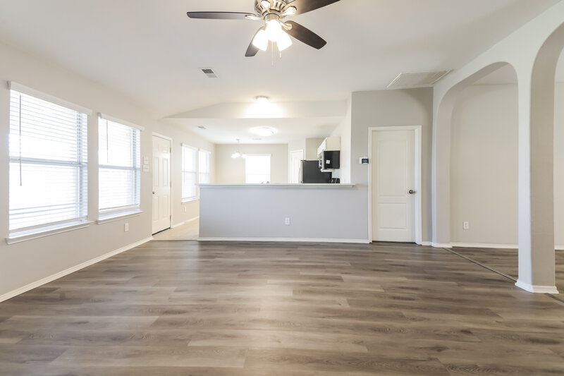 1,960/Mo, 3113 Lighthouse Dr Denton, TX 76210 Living Room View