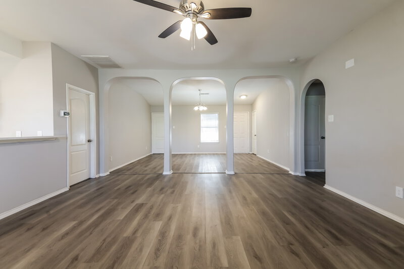 1,960/Mo, 3113 Lighthouse Dr Denton, TX 76210 Living Room View 2