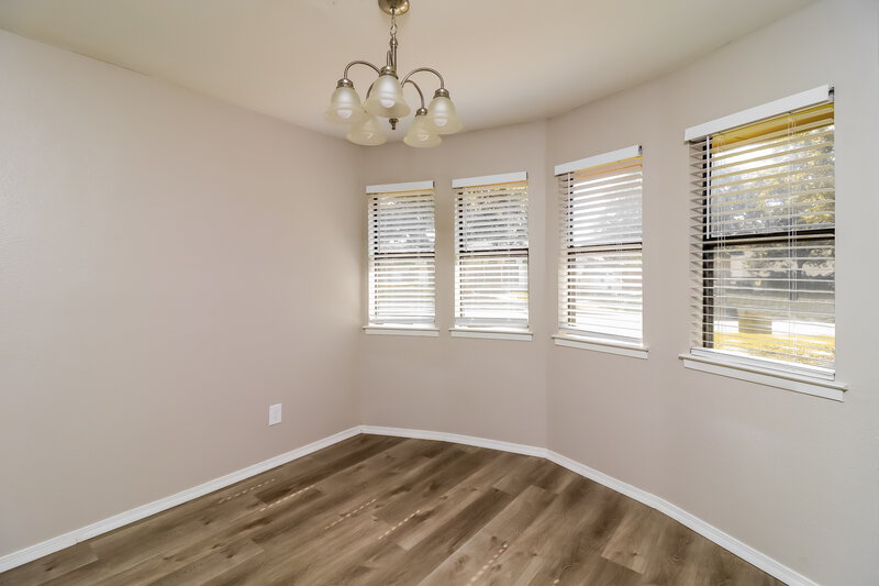 2,435/Mo, 4210 Pleasant Oaks Ct Arlington, TX 76016 Dining Room View