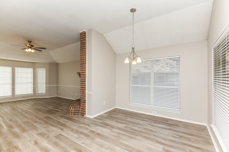 2,350/Mo, 2127 Stoneridge Dr Keller, TX 76248 Dining Room View