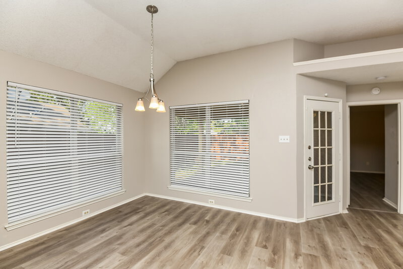2,350/Mo, 2127 Stoneridge Dr Keller, TX 76248 Dining Room View 2