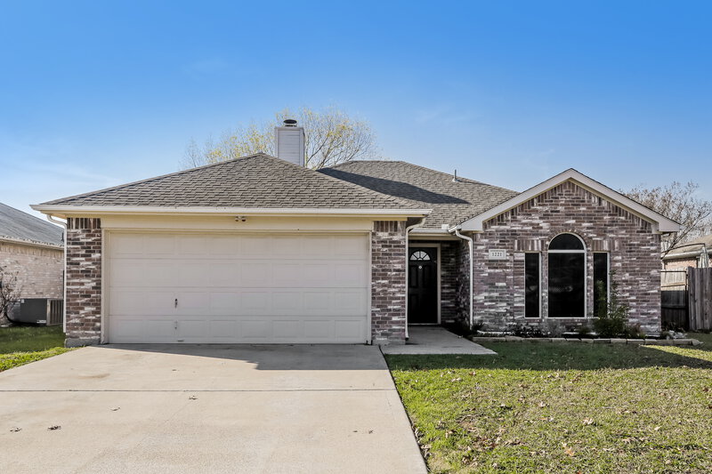 2,075/Mo, 1221 Gray Dawn Dr Midlothian, TX 76065 External View