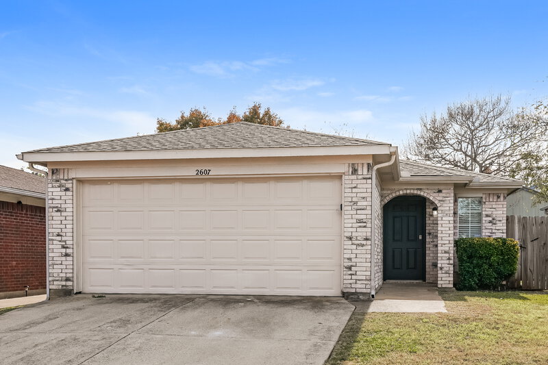 1,695/Mo, 2607 Whitehurst Dr Fort Worth, TX 76133 External View