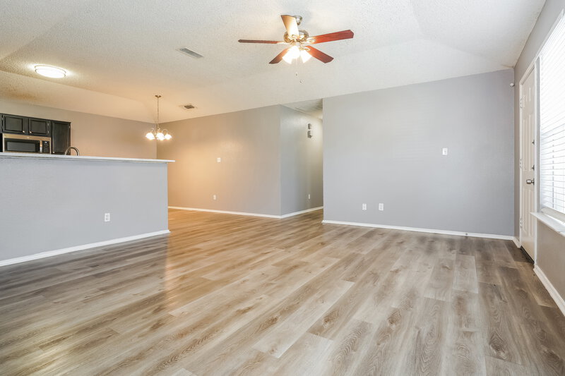 1,695/Mo, 2607 Whitehurst Dr Fort Worth, TX 76133 Living Room View 2
