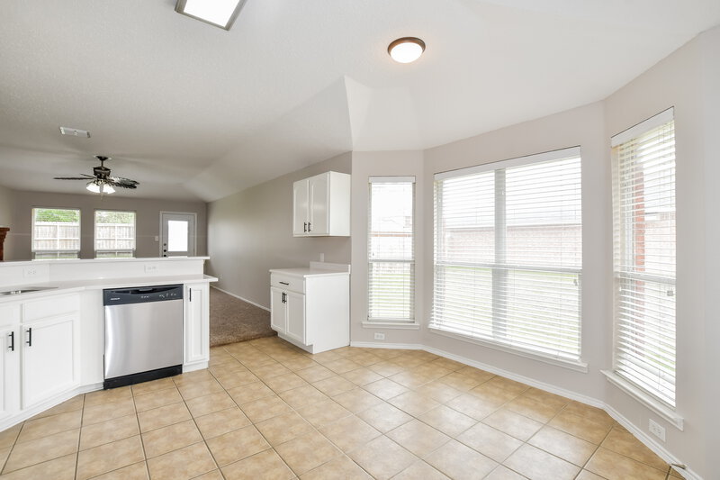 2,835/Mo, 7209 Northpoint Dr Rowlett, TX 75089 Kitchen View 2