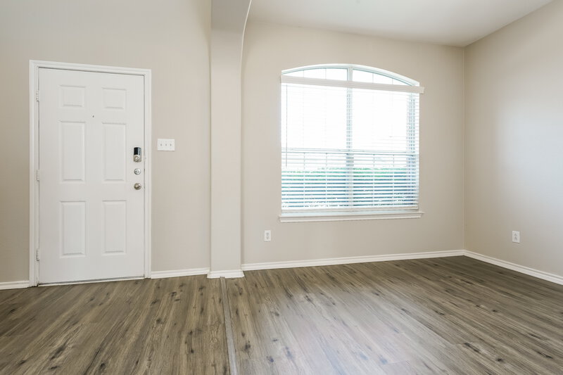 2,650/Mo, 521 Roundrock Ln Fort Worth, TX 76140 Dining Room View