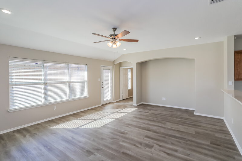 2,340/Mo, 3736 Palm Dr Fort Worth, TX 76244 Living Room View 2