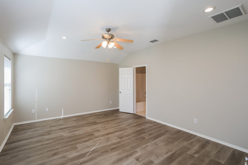 2,340/Mo, 3736 Palm Dr Fort Worth, TX 76244 Main Bedroom View