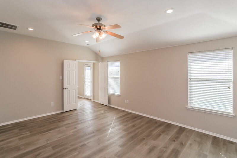 2,340/Mo, 3736 Palm Dr Fort Worth, TX 76244 Main Bedroom View 2
