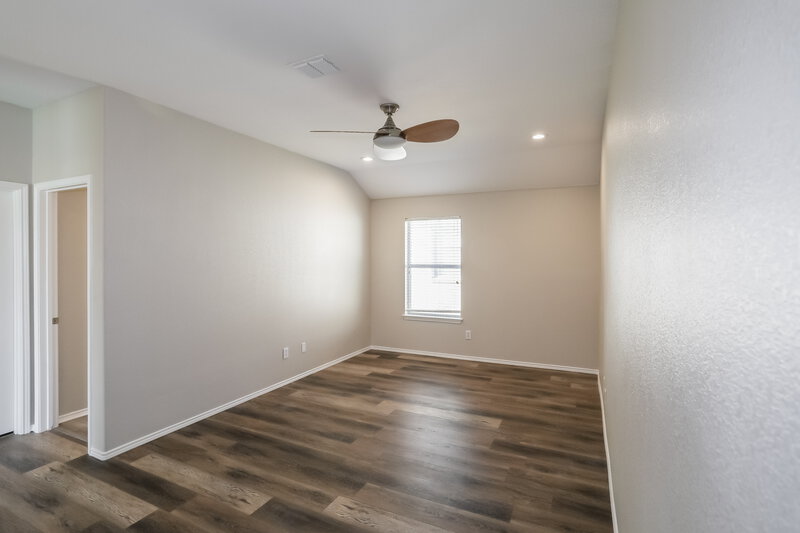 2,340/Mo, 3736 Palm Dr Fort Worth, TX 76244 Hallway View