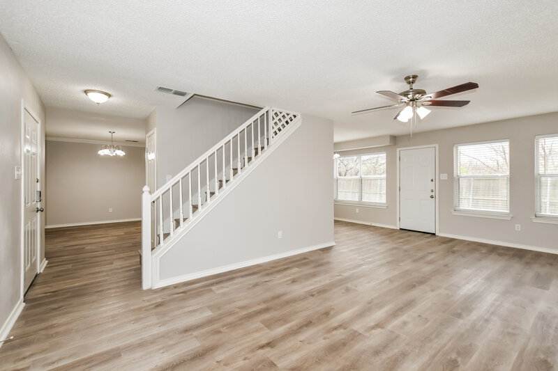 2,555/Mo, 2529 Tiber River Ln Grand Prairie, TX 75052 Living Room View