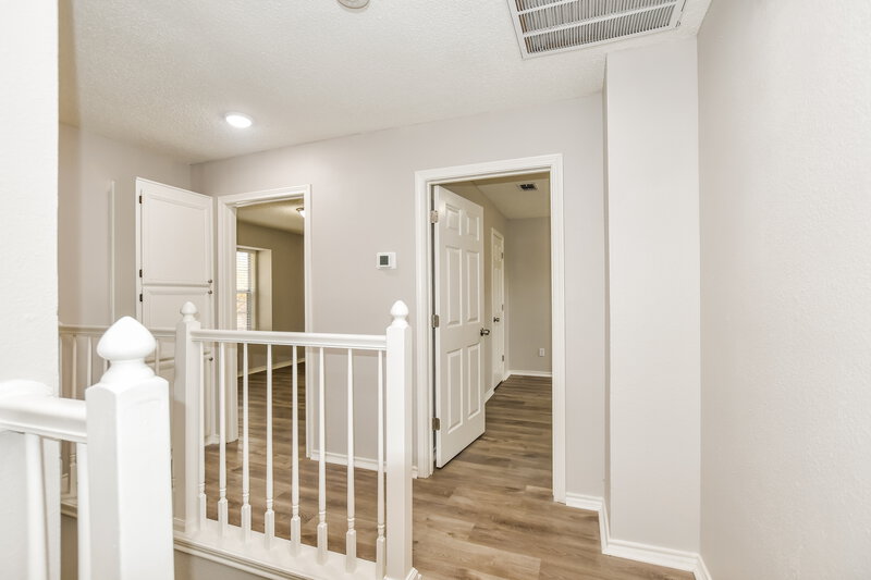 2,555/Mo, 2529 Tiber River Ln Grand Prairie, TX 75052 Hallway View
