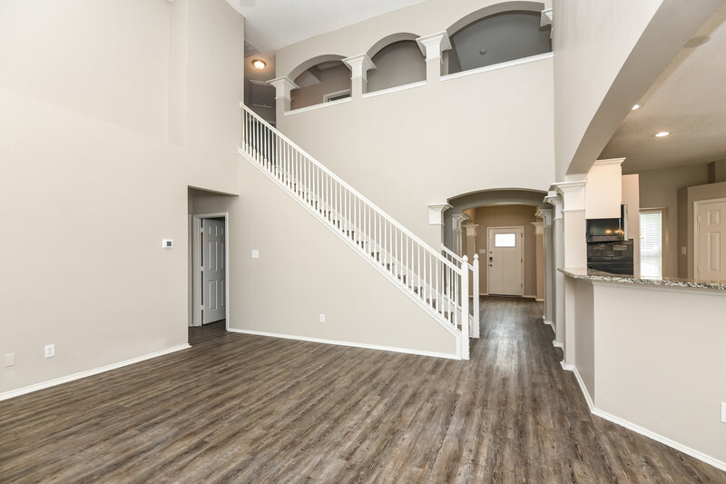 2,975/Mo, 439 Euless Dr Cedar Hill, TX 75104 Living Room View 2