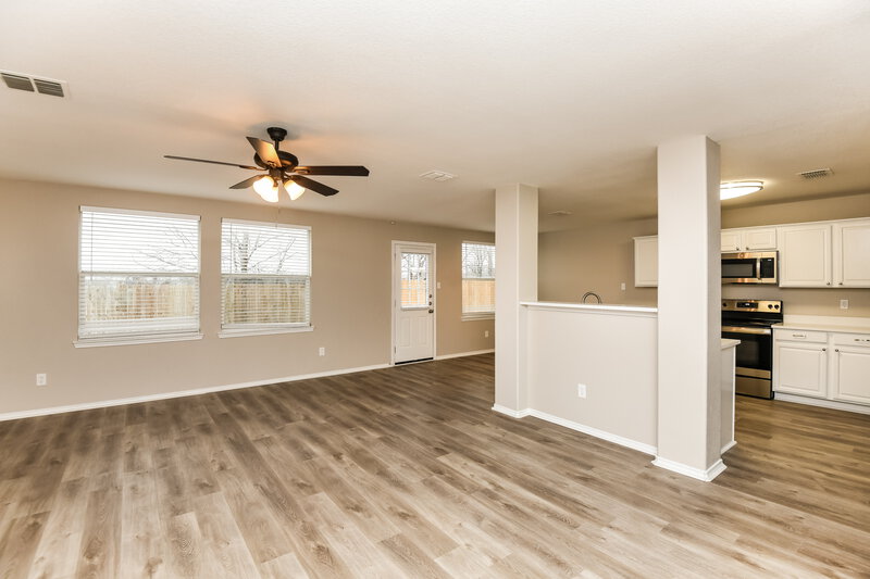 3,760/Mo, 7533 Almondale Dr Fort Worth, TX 76131 Misc View