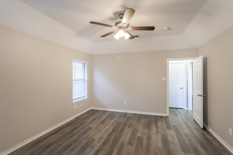 3,220/Mo, 7537 Arbor Park Dr Fort Worth, TX 76120 Main Bedroom View 2
