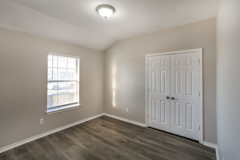 3,220/Mo, 7537 Arbor Park Dr Fort Worth, TX 76120 Bedroom View 2