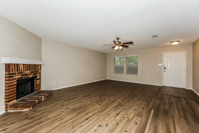 2,160/Mo, 5209 Royal Burgess Dr Fort Worth, TX 76135 Living Room View