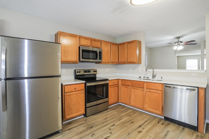 2,275/Mo, 5209 Royal Burgess Dr Fort Worth, TX 76135 Kitchen View 2