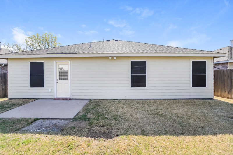 2,275/Mo, 5209 Royal Burgess Dr Fort Worth, TX 76135 Rear View