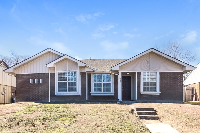 2,040/Mo, 707 Bryan Pl Seagoville, TX 75159 External View