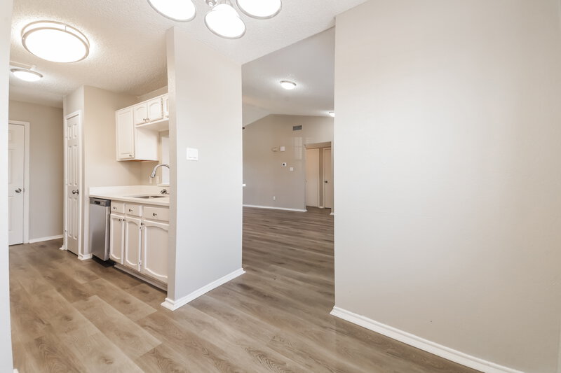 2,040/Mo, 707 Bryan Pl Seagoville, TX 75159 Dining Room View