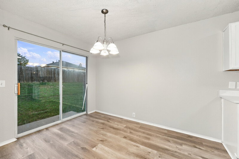 2,140/Mo, 1918 Notre Dame Glenn Heights, TX 75154 Dining Room View