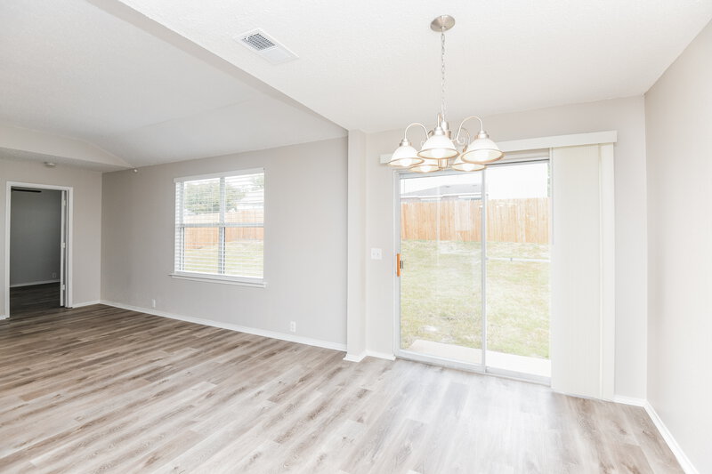 2,140/Mo, 1918 Notre Dame Glenn Heights, TX 75154 Dining Room View