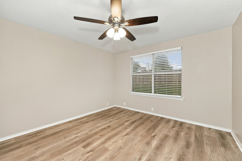 2,140/Mo, 1918 Notre Dame Glenn Heights, TX 75154 Primary Bedroom View