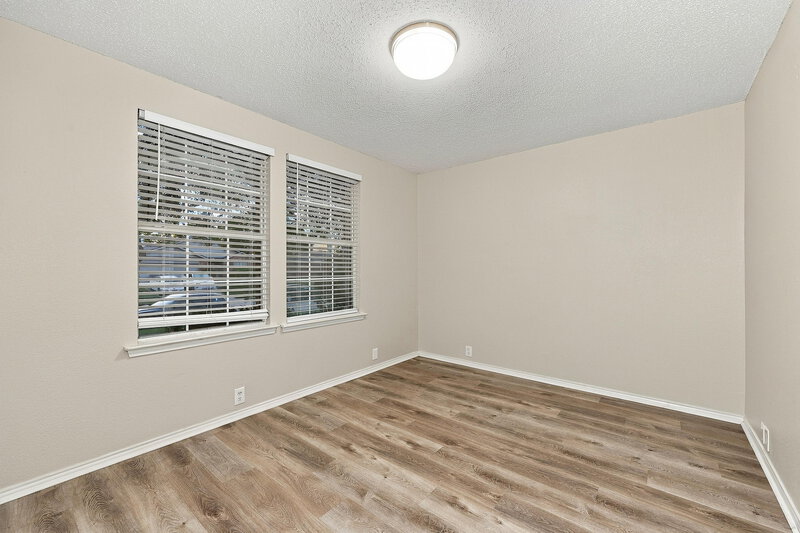 2,140/Mo, 1918 Notre Dame Glenn Heights, TX 75154 Bedroom View 3