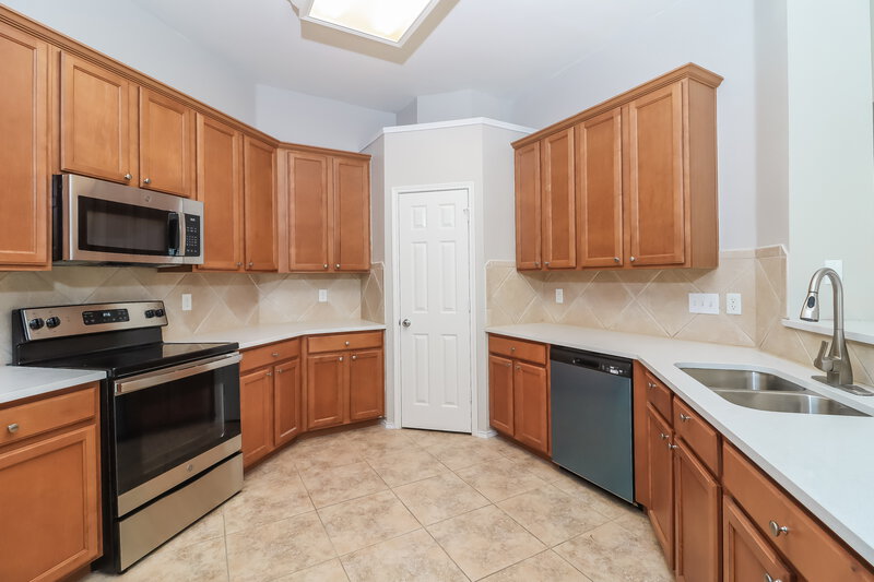 2,485/Mo, 4600 Summer Oaks Ln Fort Worth, TX 76123 Kitchen View