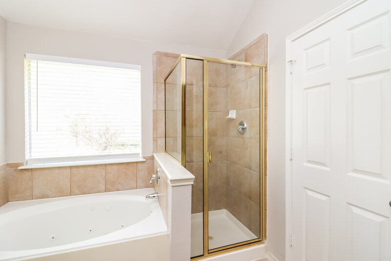 2,485/Mo, 4600 Summer Oaks Ln Fort Worth, TX 76123 Main Bathroom View