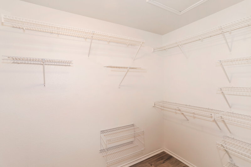 2,775/Mo, 7620 Indigo Ridge Dr Fort Worth, TX 76131 Walk In Closet View