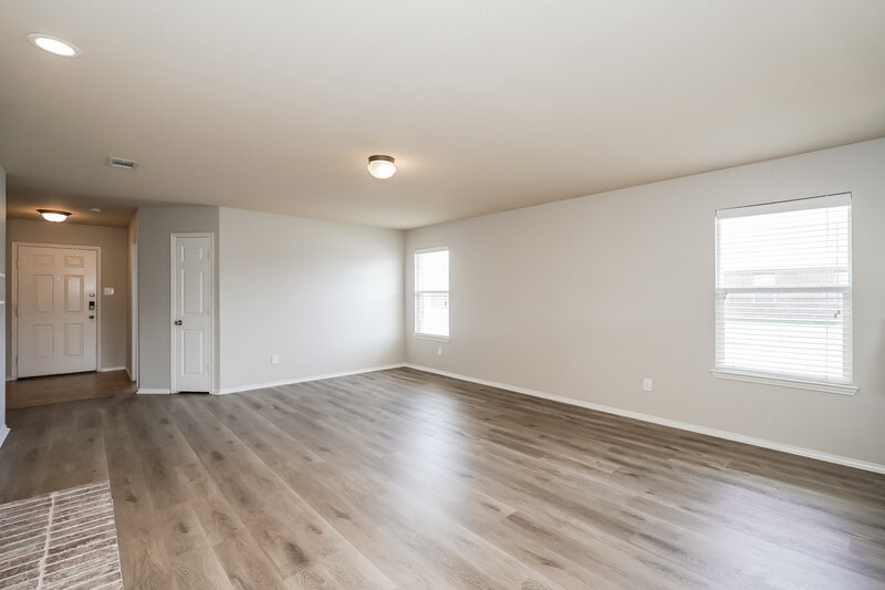 2,220/Mo, 12640 Lost Prairie Dr Fort Worth, TX 76244 Living Room View
