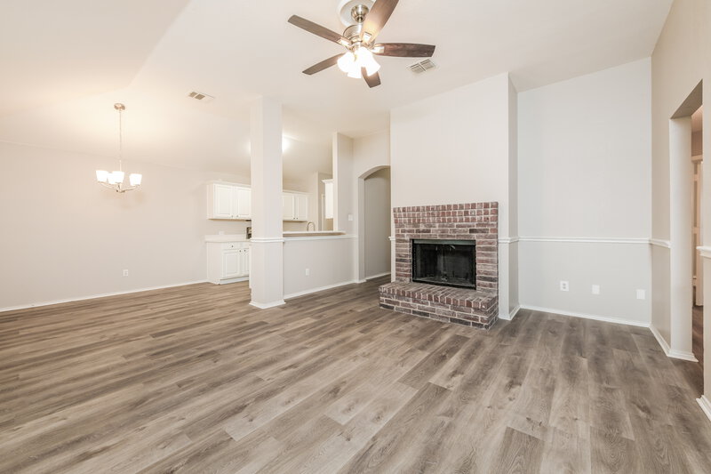 2,335/Mo, 5412 Beaver Ridge Dr Watauga, TX 76137 Living Room View 2