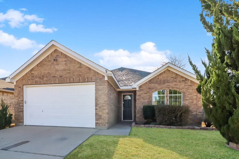 2,180/Mo, 12233 Silver Mist Trl Burleson, TX 76028 External View