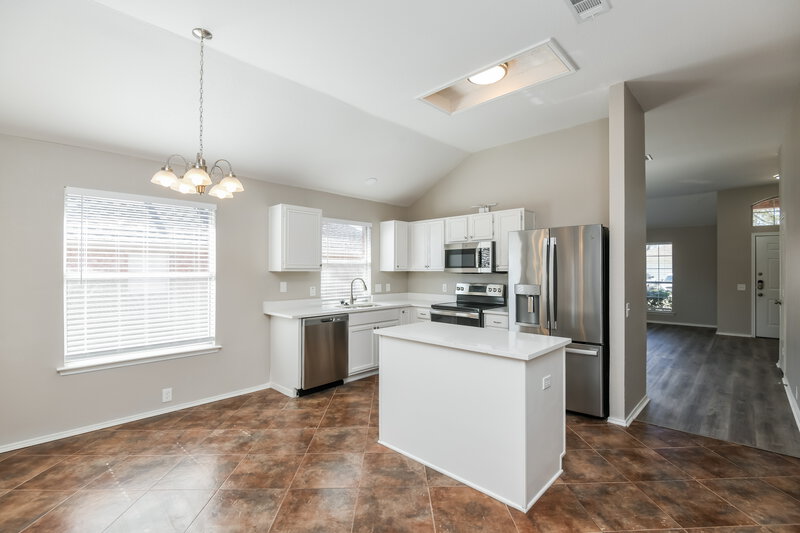 2,335/Mo, 8515 Auburn Dr Fort Worth, TX 76123 Kitchen View
