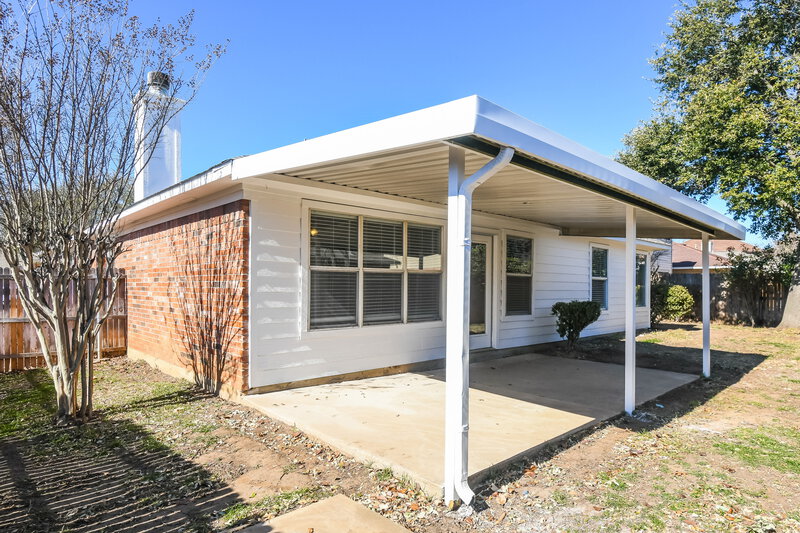 2,335/Mo, 8515 Auburn Dr Fort Worth, TX 76123 Rear View