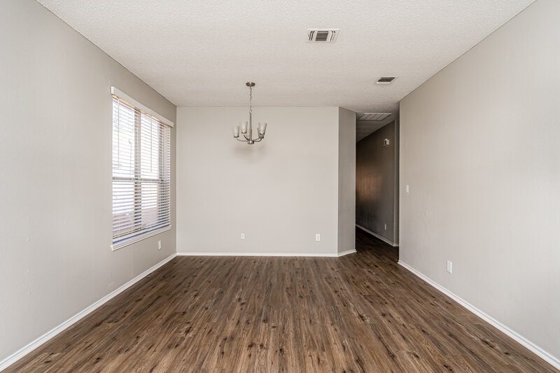 2,455/Mo, 3913 Overlake Dr Denton, TX 76210 Dining Room View