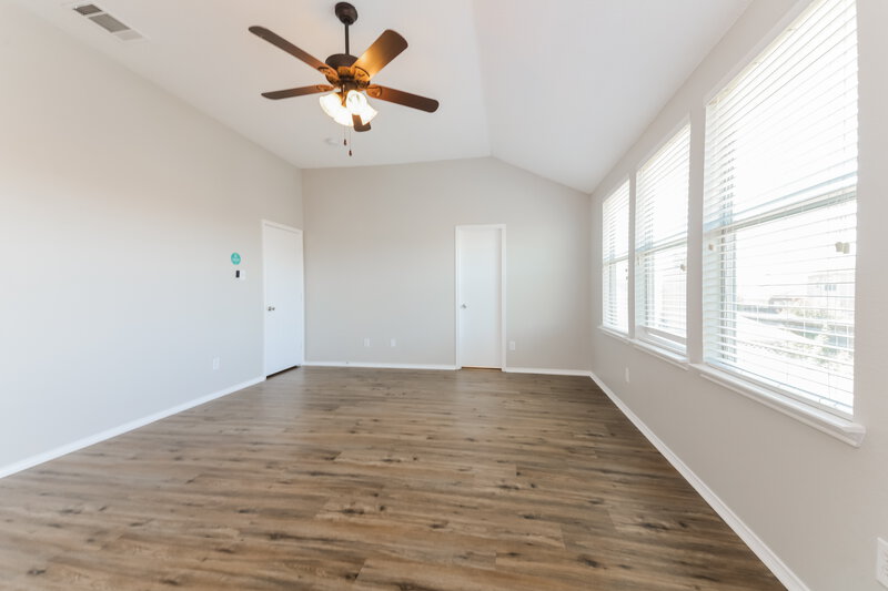 2,515/Mo, 429 Sugarberry Ln Fate, TX 75087 Main Bedroom View 2