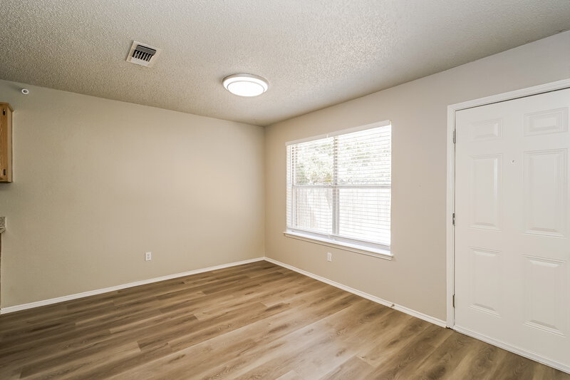 2,065/Mo, 3712 Garden Springs Dr Fort Worth, TX 76123 Dining Room View