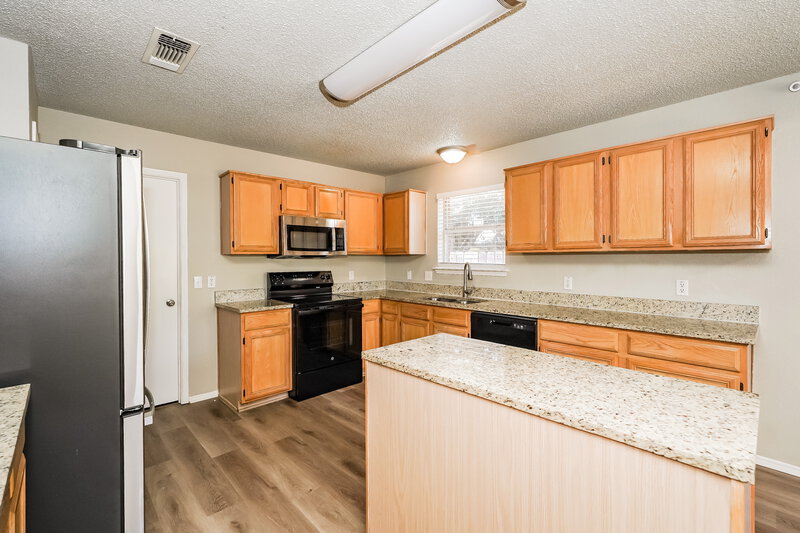 2,065/Mo, 3712 Garden Springs Dr Fort Worth, TX 76123 Kitchen View