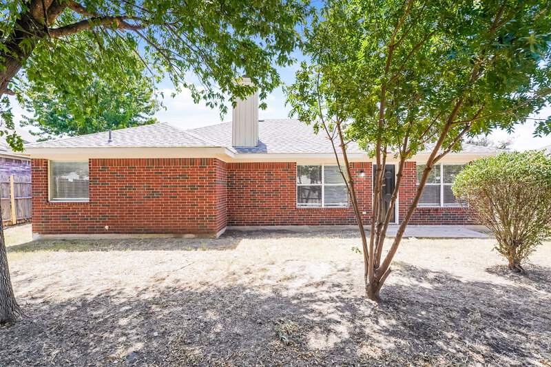 2,065/Mo, 3712 Garden Springs Dr Fort Worth, TX 76123 Rear View