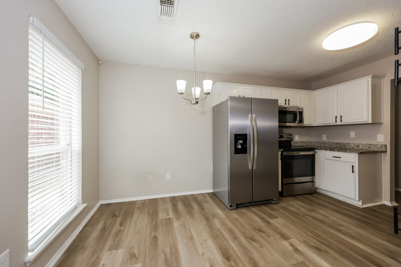 2,320/Mo, 7010 Stetter Dr Arlington, TX 76001 Dining Room View