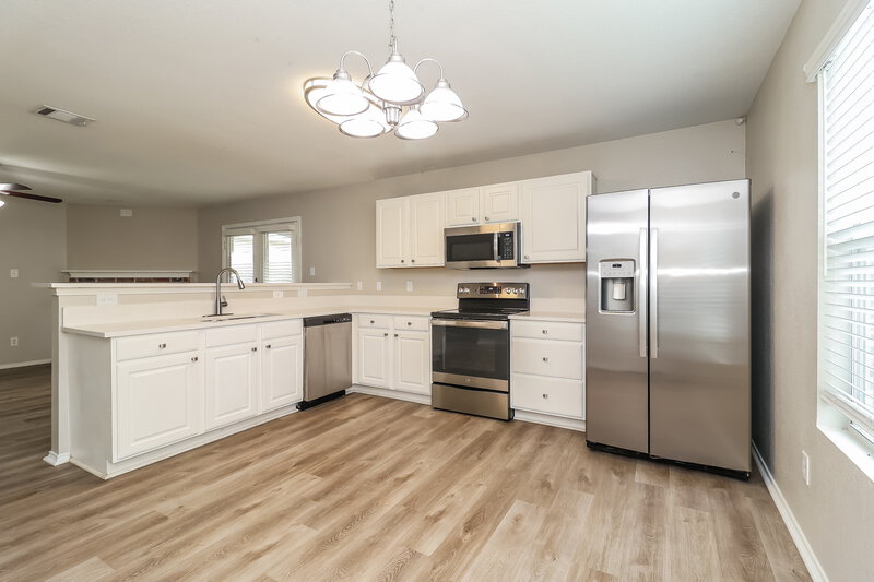 2,155/Mo, 1813 Vineridge Ln Burleson, TX 76028 Kitchen View 2