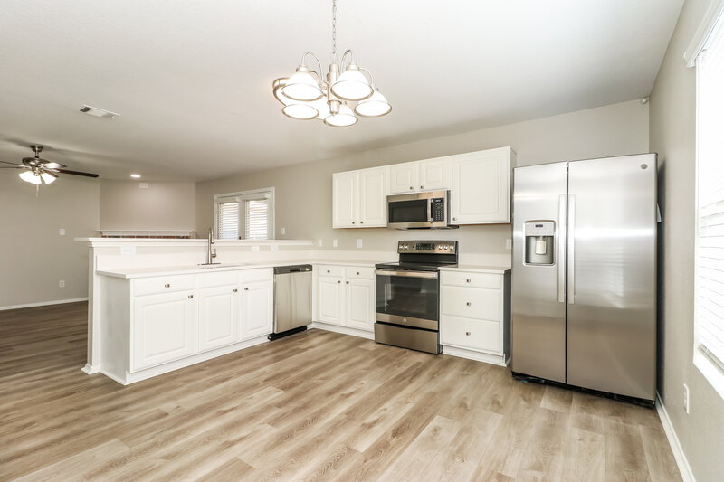 2,940/Mo, 1813 Vineridge Ln Burleson, TX 76028 Kitchen View 2